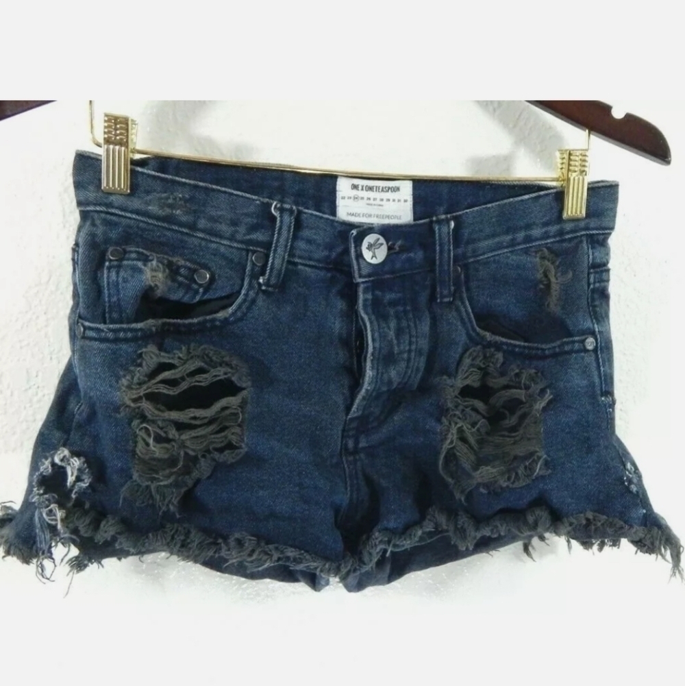 One Teaspoon x Free People Bandits Distressed Shorts